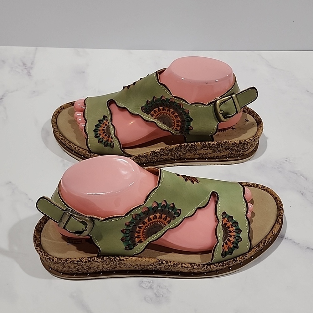 L' Artiste Spring Step Judy Mint Stylish Green Sandals with Artistic Design
